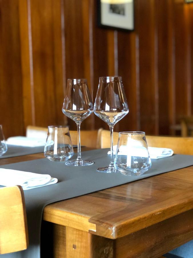 Cafe Cher-Mignon Et Chambres D'Hotes Chermignon-d'en Haut Kültér fotó