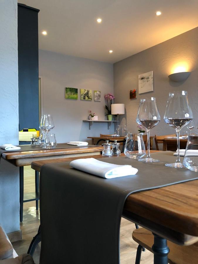 Cafe Cher-Mignon Et Chambres D'Hotes Chermignon-d'en Haut Kültér fotó