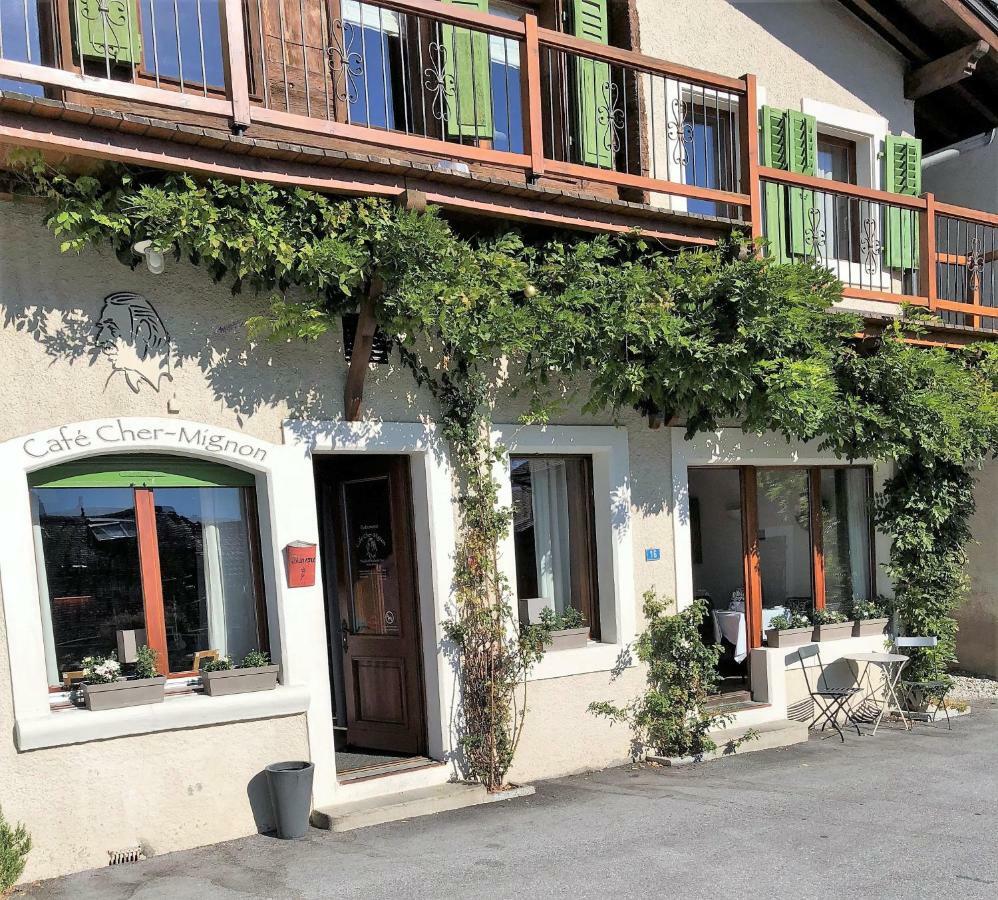 Cafe Cher-Mignon Et Chambres D'Hotes Chermignon-d'en Haut Kültér fotó